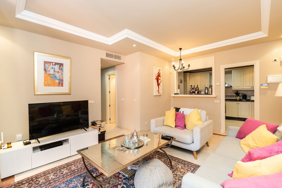 Se vende Apartamento Planta Media de 3 dormitorios en Costa Del Sol, Málaga, España