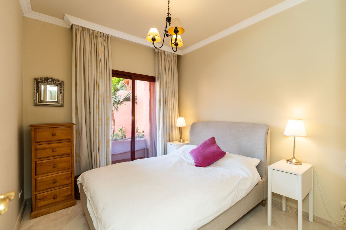 Se vende Apartamento Planta Media de 3 dormitorios en Costa Del Sol, Málaga, España