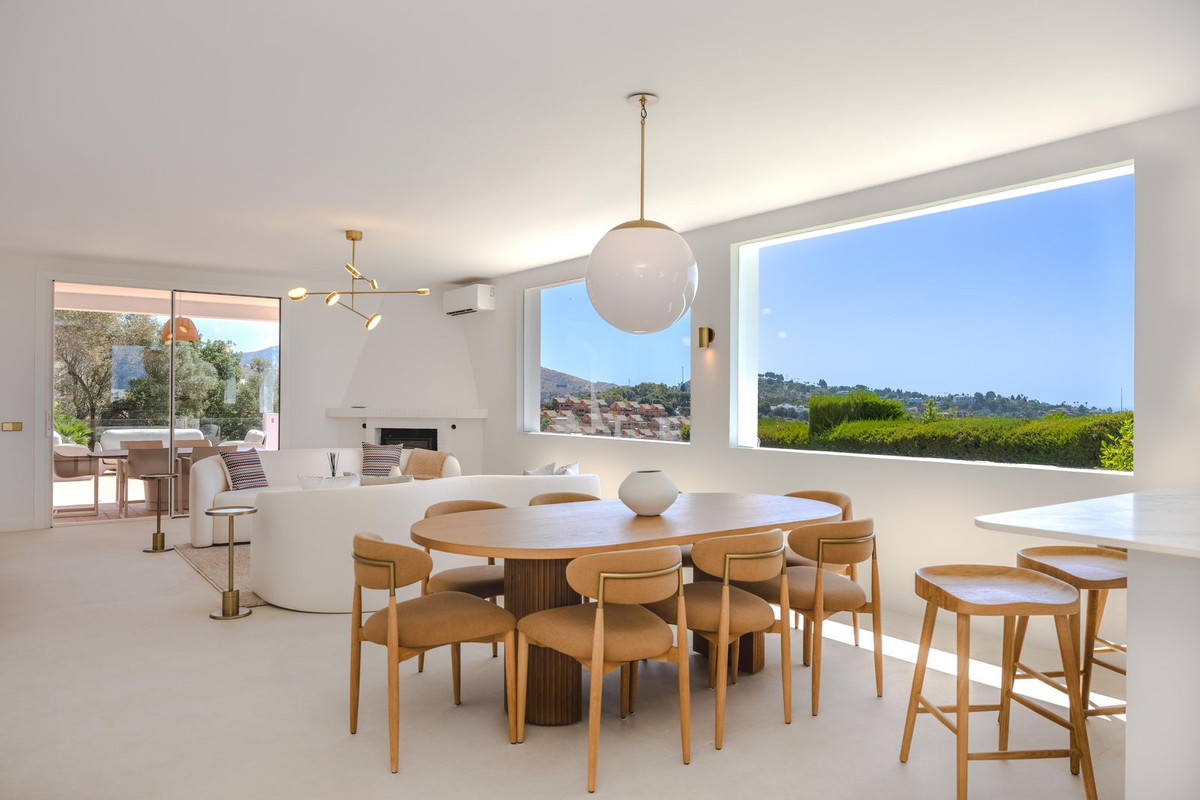 4 Bed Townhouse for sale in Elviria Costa Del Sol, Málaga, Spain