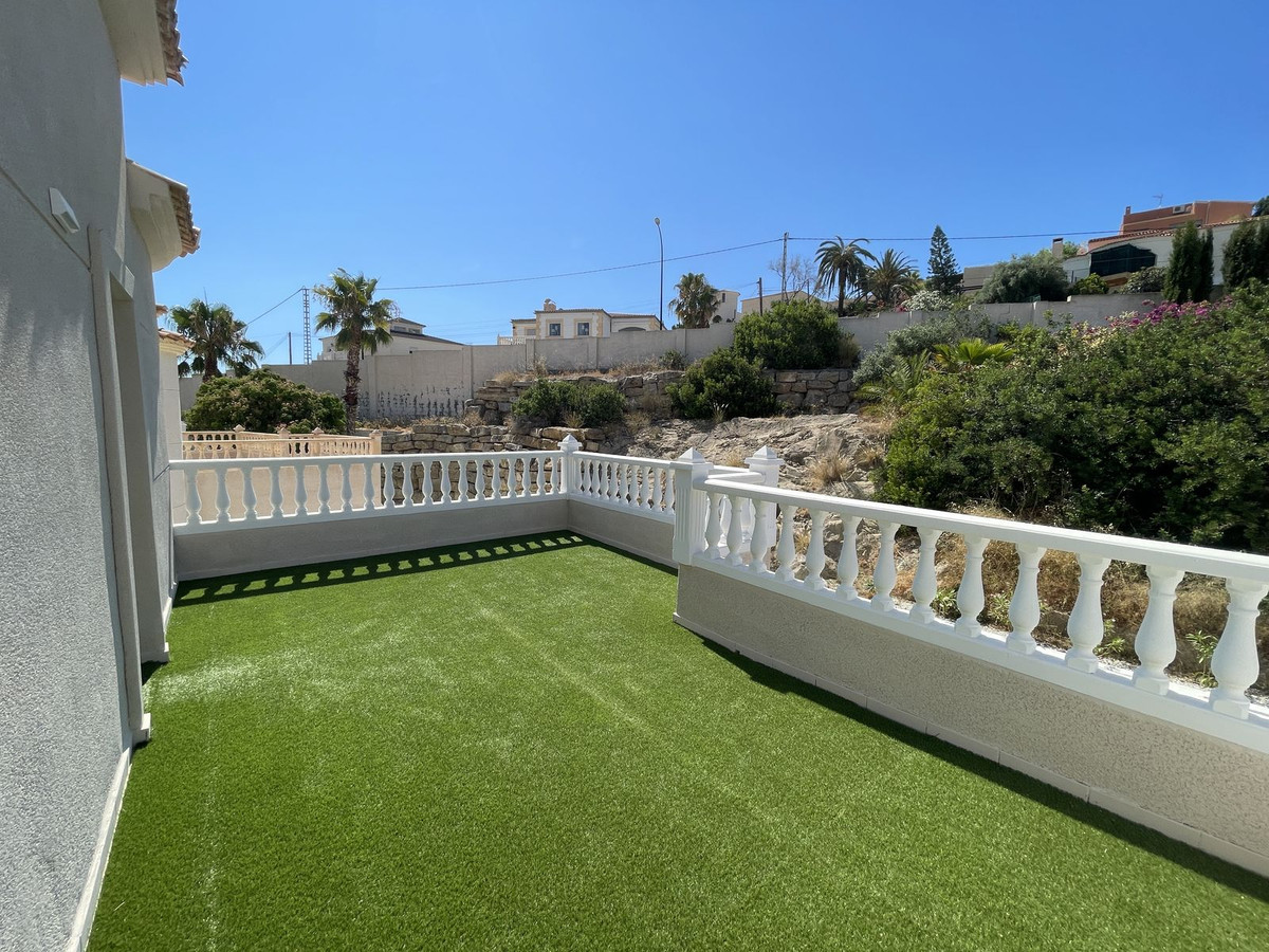 3 Bed Townhouse for sale in El Campello Costa Blanca, Alicante, Spain