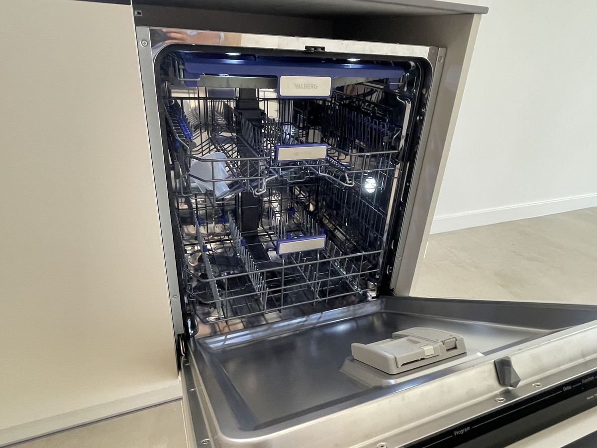 3 Bed Townhouse for sale in El Campello Costa Blanca, Alicante, Spain