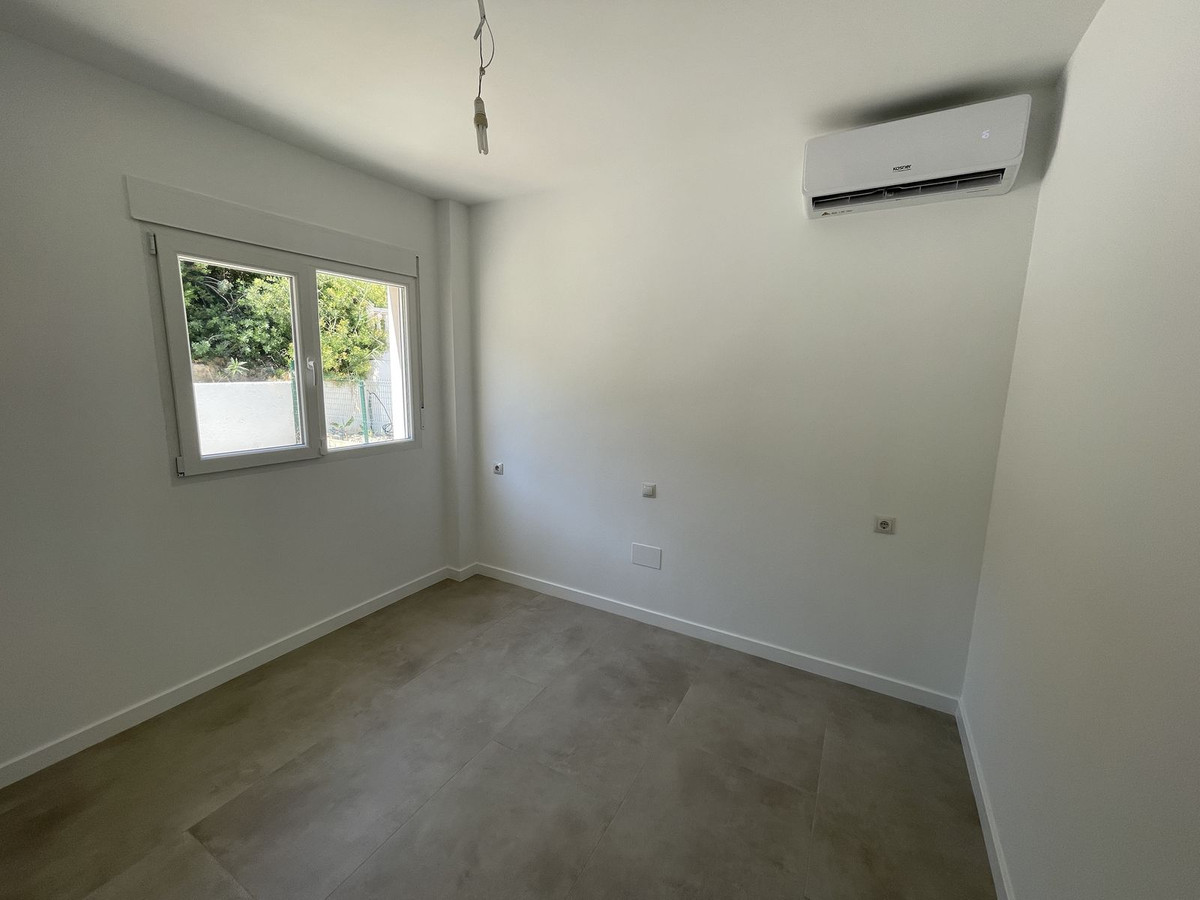 3 Bed Townhouse for sale in El Campello Costa Blanca, Alicante, Spain