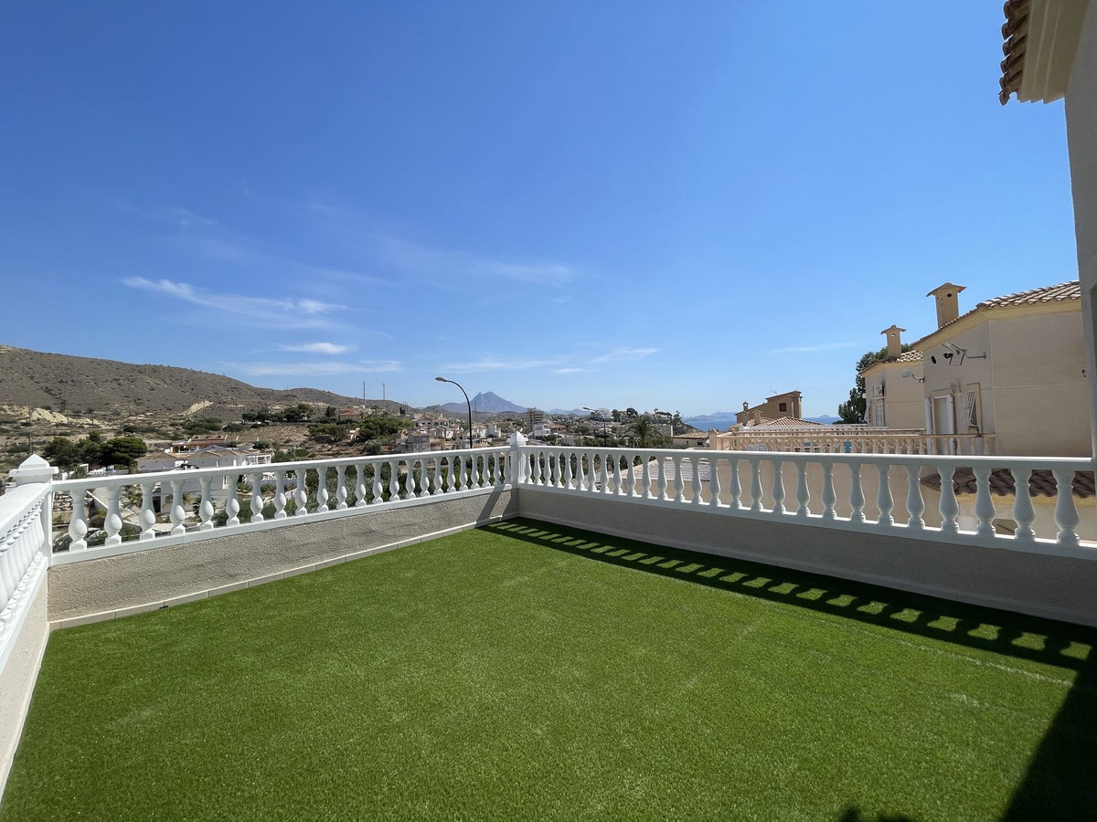 3 Bed Townhouse for sale in El Campello Costa Blanca, Alicante, Spain