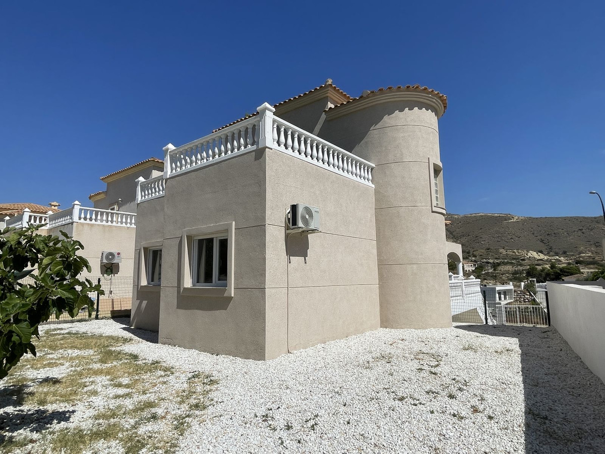 3 Bed Townhouse for sale in El Campello Costa Blanca, Alicante, Spain