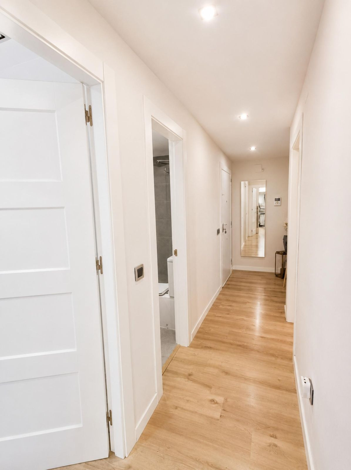 2 Bed Apartment for sale in Torremolinos Centro Costa Del Sol, Málaga, Spain