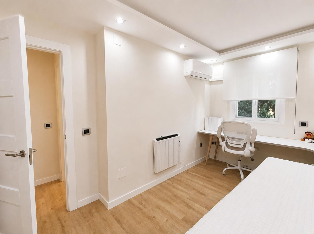 2 Bed Apartment for sale in Torremolinos Centro Costa Del Sol, Málaga, Spain