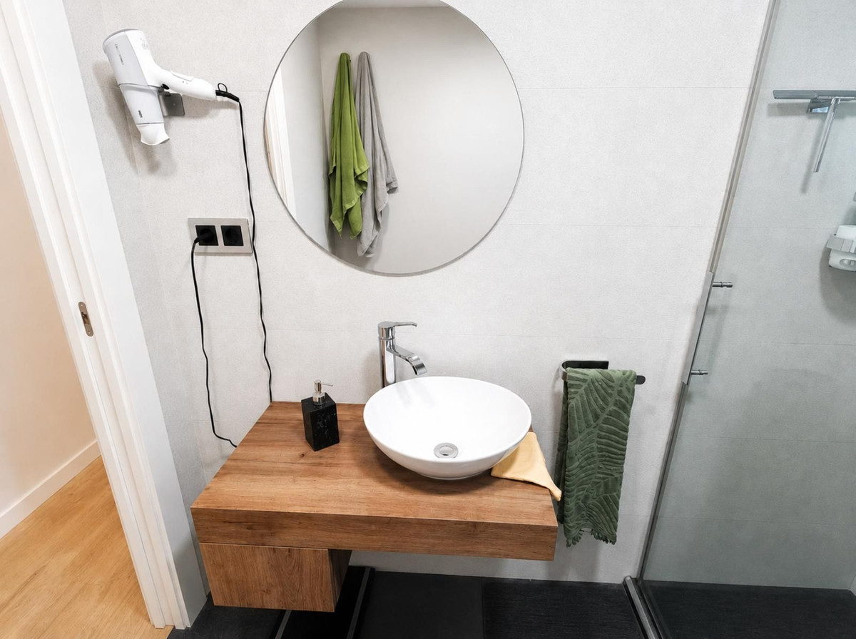 2 Bed Apartment for sale in Torremolinos Centro Costa Del Sol, Málaga, Spain