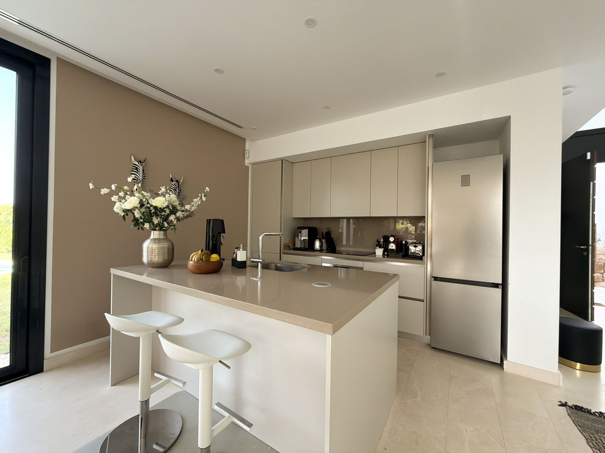 5 Bed Townhouse for sale in Cabopino Costa Del Sol, Málaga, Spain