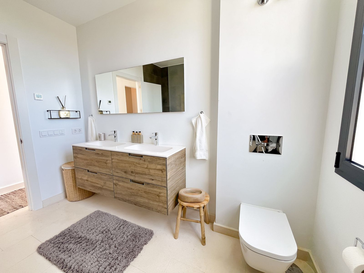 5 Bed Townhouse for sale in Cabopino Costa Del Sol, Málaga, Spain