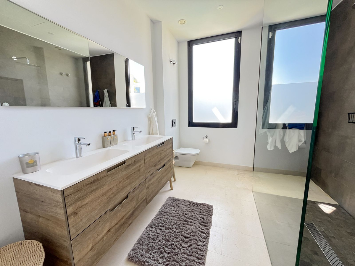 5 Bed Townhouse for sale in Cabopino Costa Del Sol, Málaga, Spain