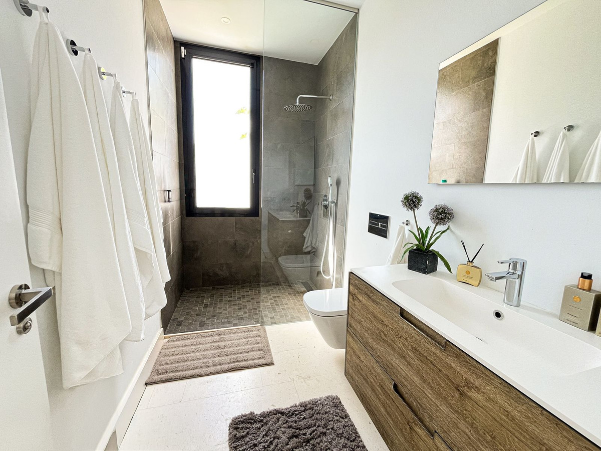 5 Bed Townhouse for sale in Cabopino Costa Del Sol, Málaga, Spain