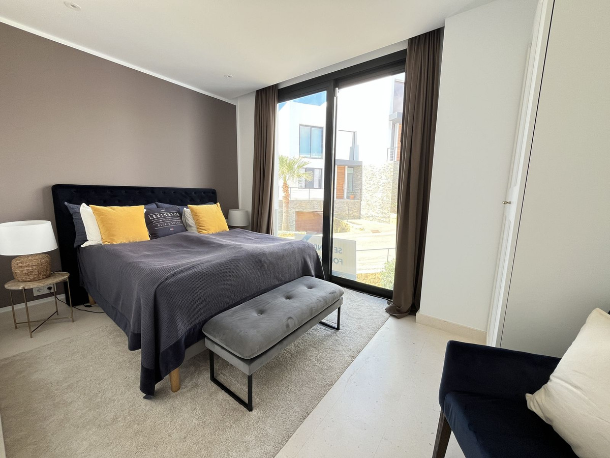 5 Bed Townhouse for sale in Cabopino Costa Del Sol, Málaga, Spain