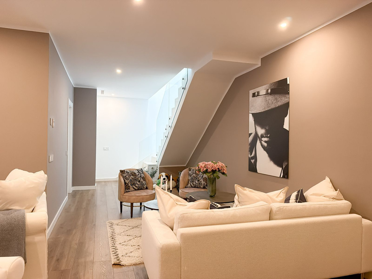 5 Bed Townhouse for sale in Cabopino Costa Del Sol, Málaga, Spain
