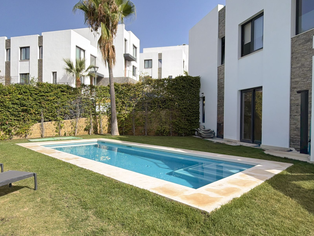 5 Bed Townhouse for sale in Cabopino Costa Del Sol, Málaga, Spain