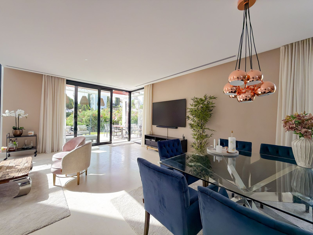 5 Bed Townhouse for sale in Cabopino Costa Del Sol, Málaga, Spain
