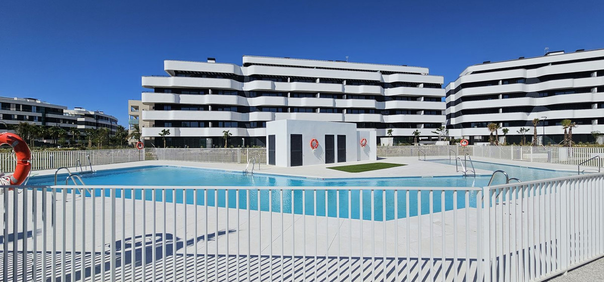 3 Bed Apartment for sale in Los Alamos Costa Del Sol, Málaga, Spain
