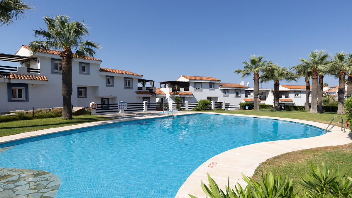 2 Bed Apartment for sale in Manilva Costa Del Sol, Málaga, Spain