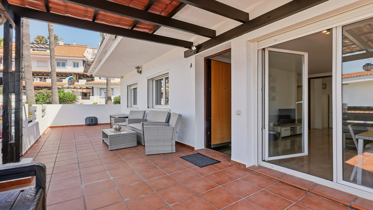 2 Bed Apartment for sale in Manilva Costa Del Sol, Málaga, Spain