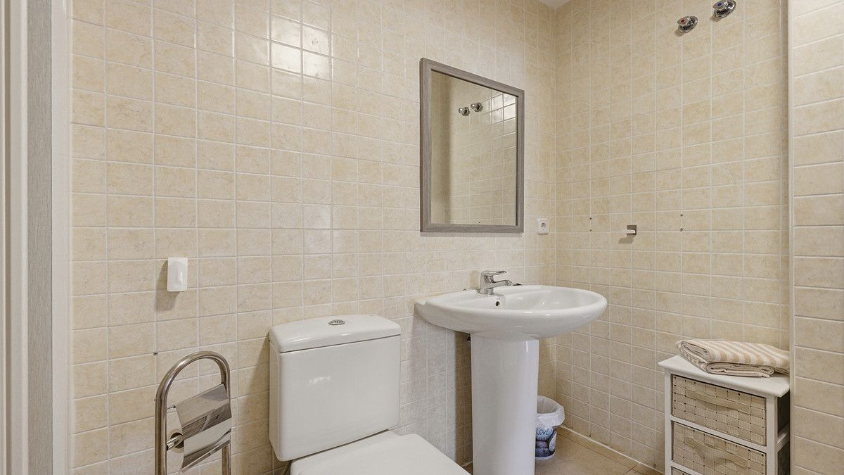 2 Bed Apartment for sale in Manilva Costa Del Sol, Málaga, Spain