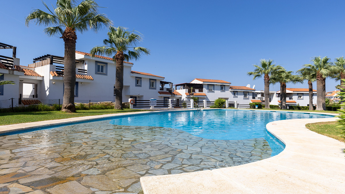 2 Bed Apartment for sale in Manilva Costa Del Sol, Málaga, Spain