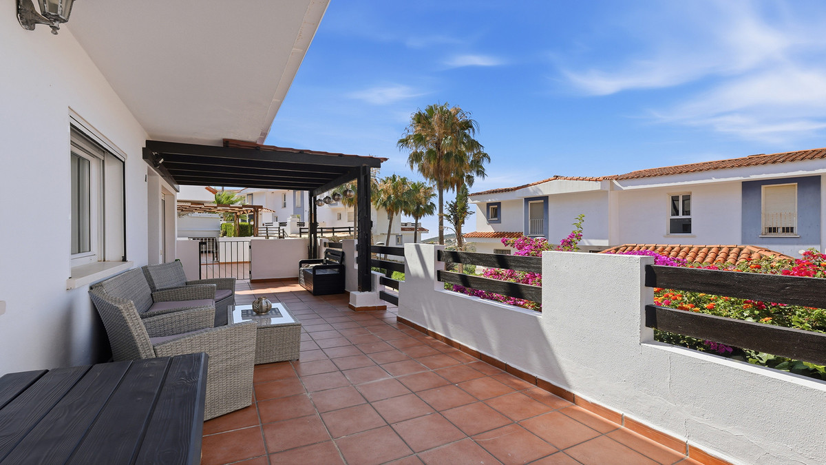2 Bed Apartment for sale in Manilva Costa Del Sol, Málaga, Spain