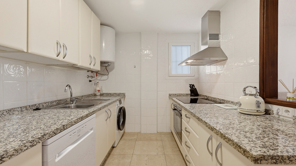 2 Bed Apartment for sale in Manilva Costa Del Sol, Málaga, Spain