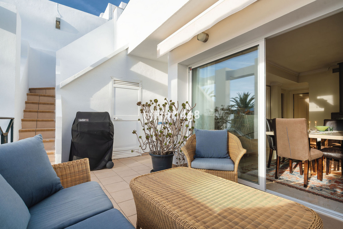 3 Bed Apartment for sale in La Quinta Costa Del Sol, Málaga, Spain