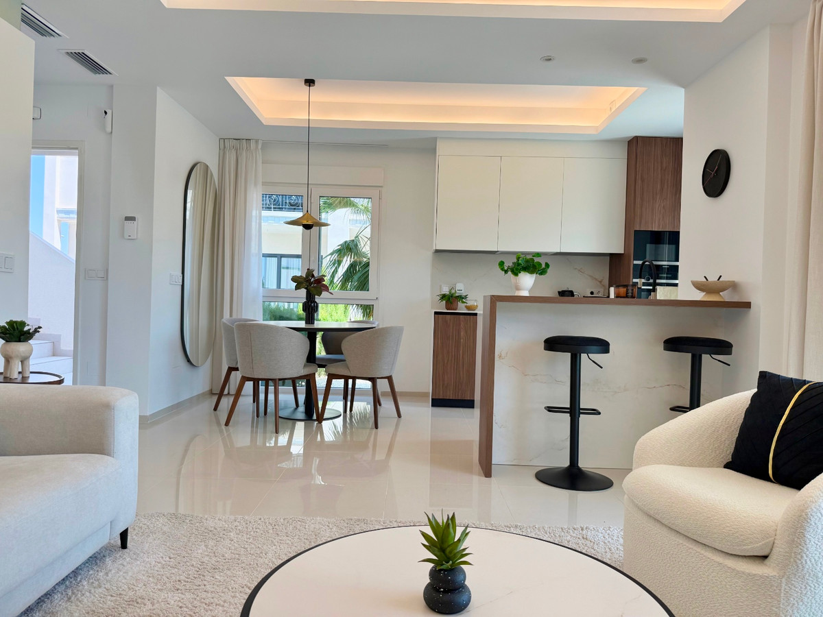 2 Bed Apartment for sale in Ciudad Quesada Costa Blanca, Alicante, Spain