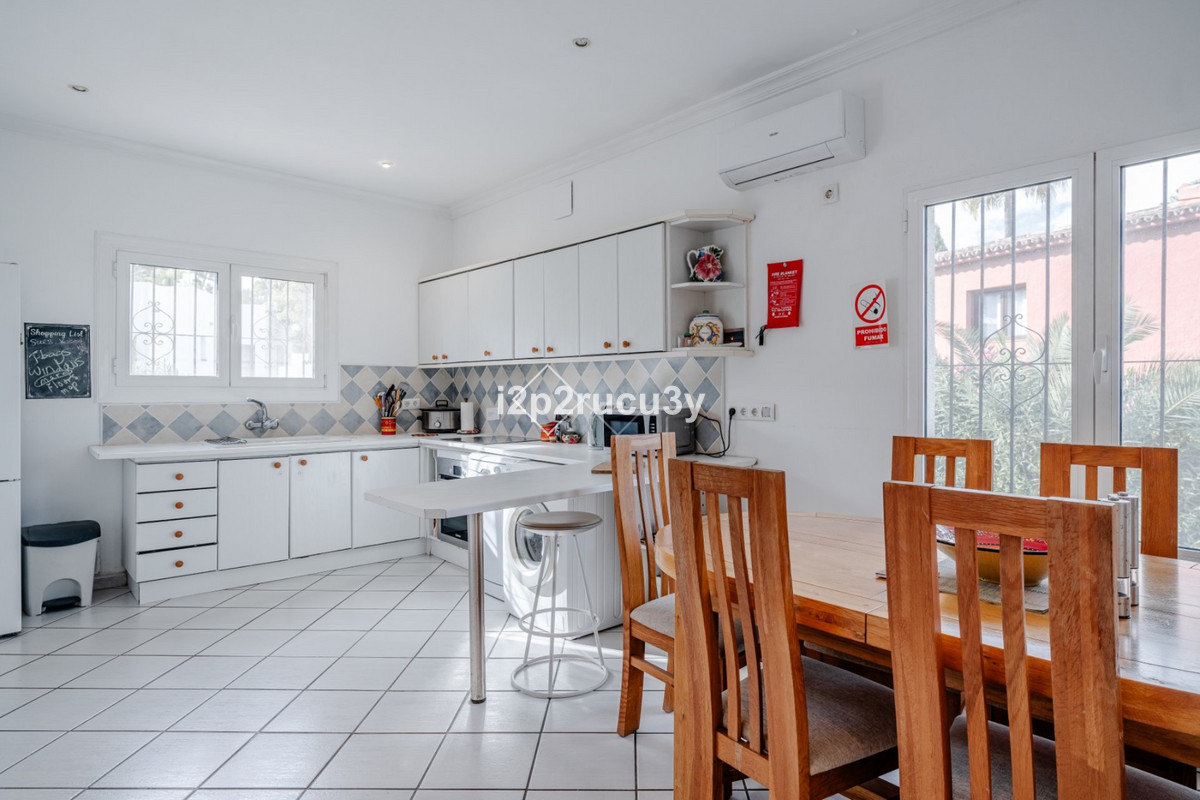 4 Bed Townhouse for sale in Moraira Costa Blanca, Alicante, Spain