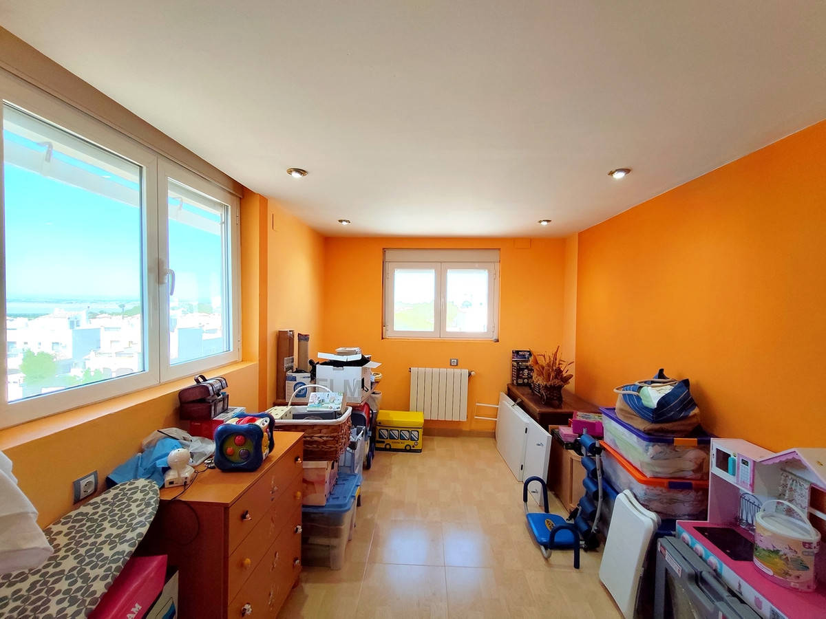 Se vende Adosada de 6 dormitorios en Costa Blanca, Alicante, España