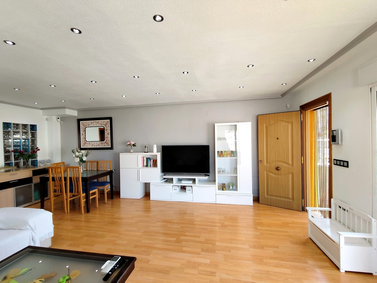 Se vende Adosada de 6 dormitorios en Costa Blanca, Alicante, España