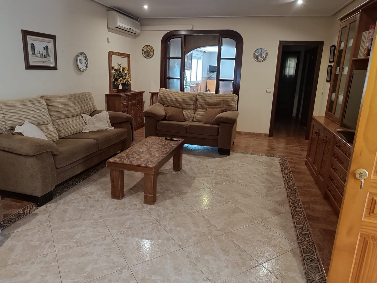 Se vende Villa - Chalet de 6 dormitorios en Costa Calida, Murcia, España