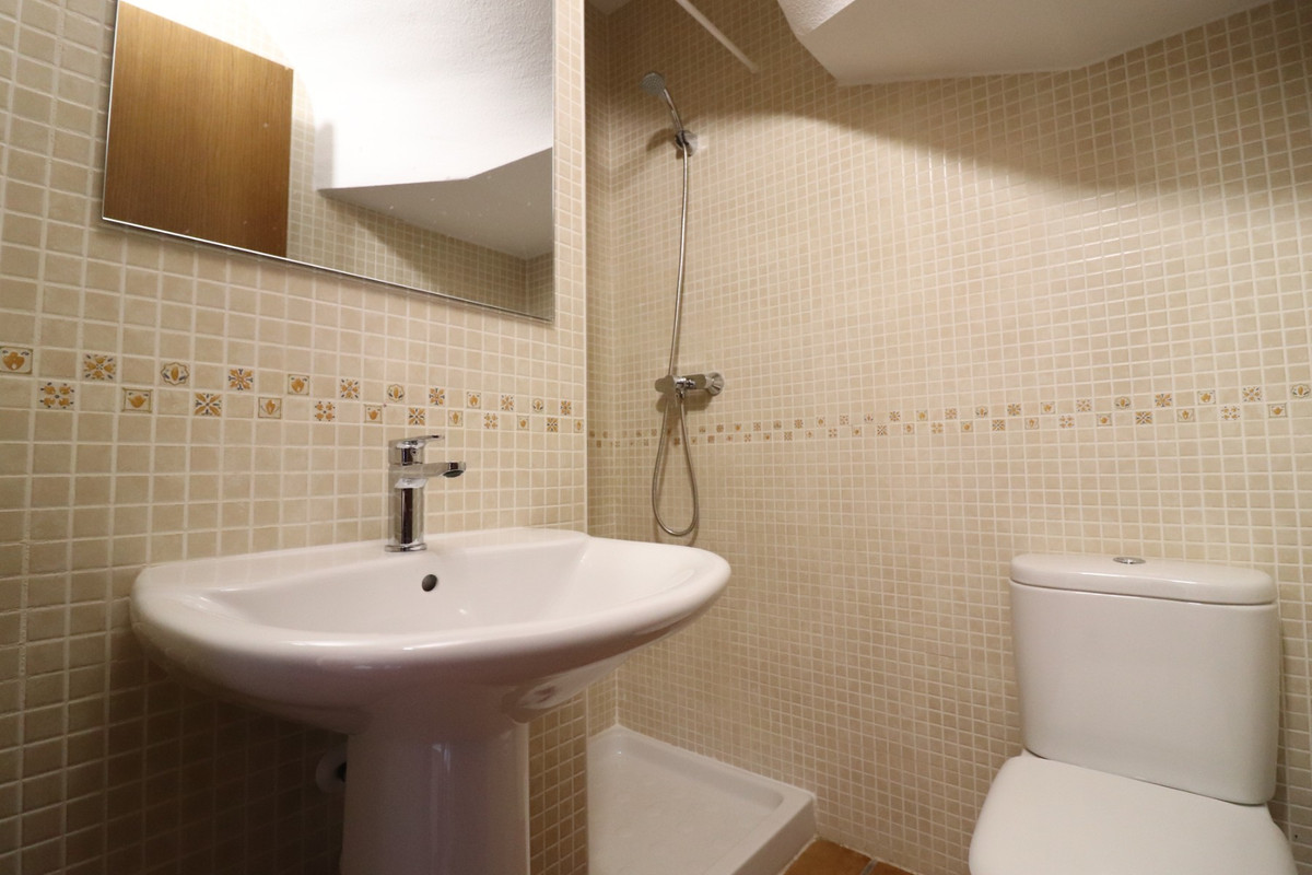 3 Bed Townhouse for sale in Algorfa Costa Blanca, Alicante, Spain