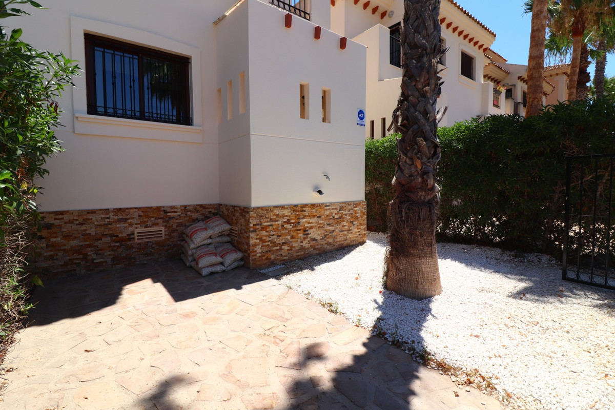 3 Bed Townhouse for sale in Algorfa Costa Blanca, Alicante, Spain