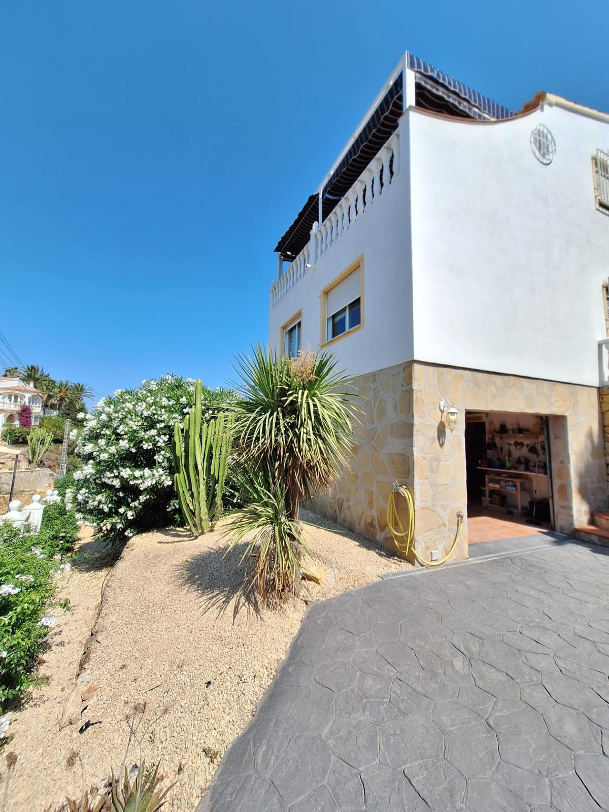 4 Bed Townhouse for sale in La Nucia Costa Blanca, Alicante, Spain