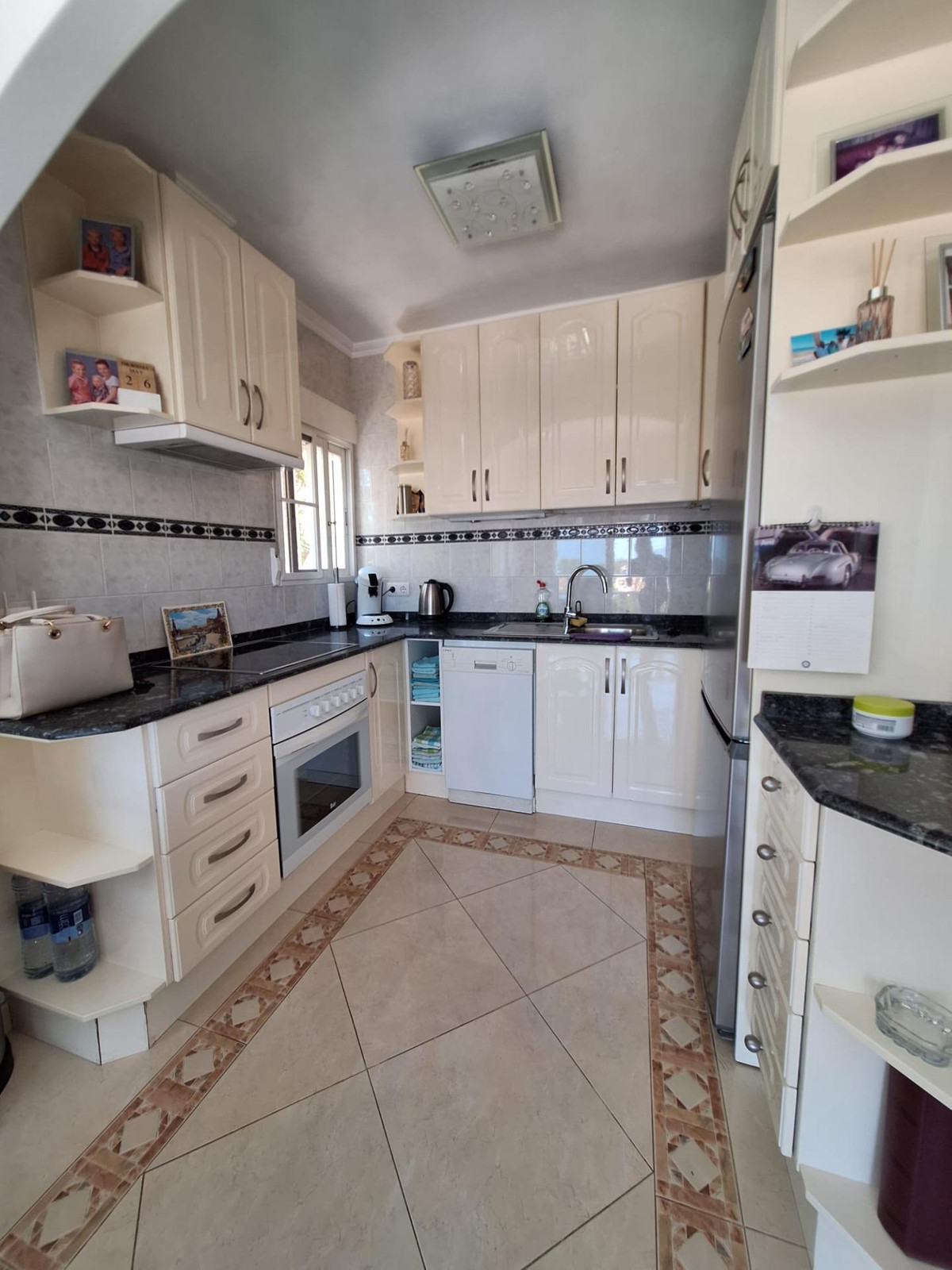 4 Bed Townhouse for sale in La Nucia Costa Blanca, Alicante, Spain