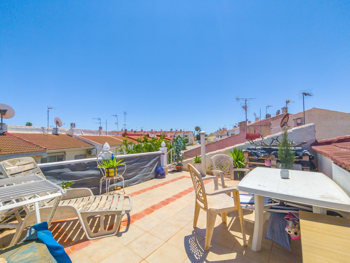 2 Bed Townhouse for sale in Torrevieja Costa Blanca, Alicante, Spain