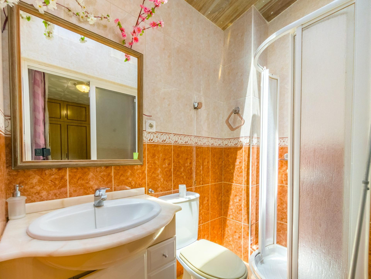 2 Bed Townhouse for sale in Torrevieja Costa Blanca, Alicante, Spain