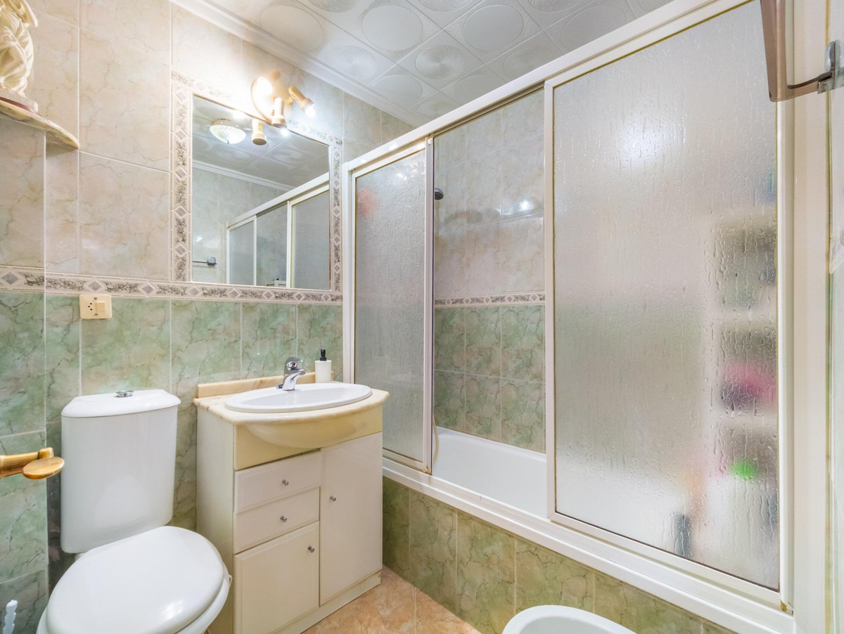 2 Bed Townhouse for sale in Torrevieja Costa Blanca, Alicante, Spain