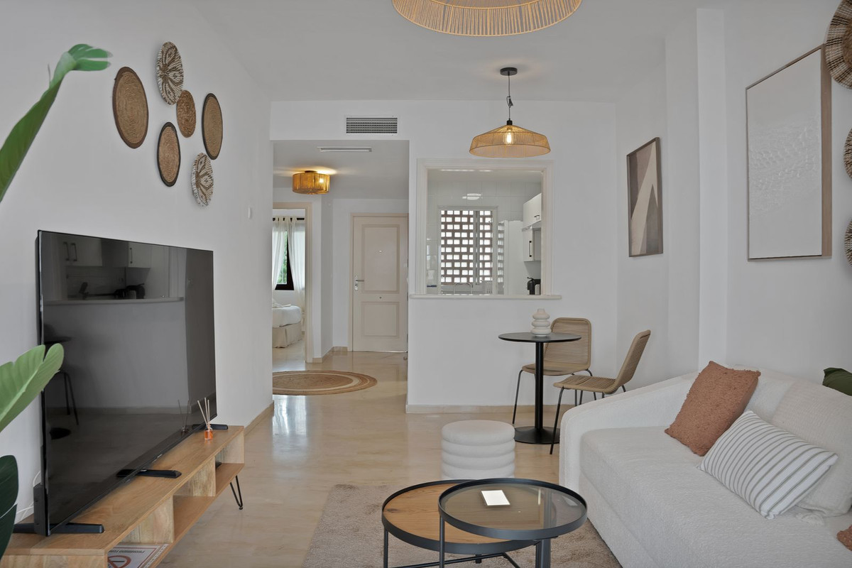2 Bed Apartment for sale in Riviera Del Sol Costa Del Sol, Málaga, Spain
