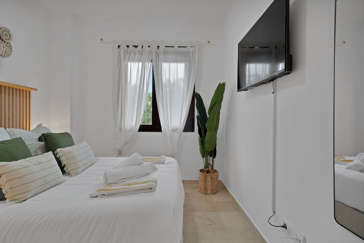 2 Bed Apartment for sale in Riviera Del Sol Costa Del Sol, Málaga, Spain