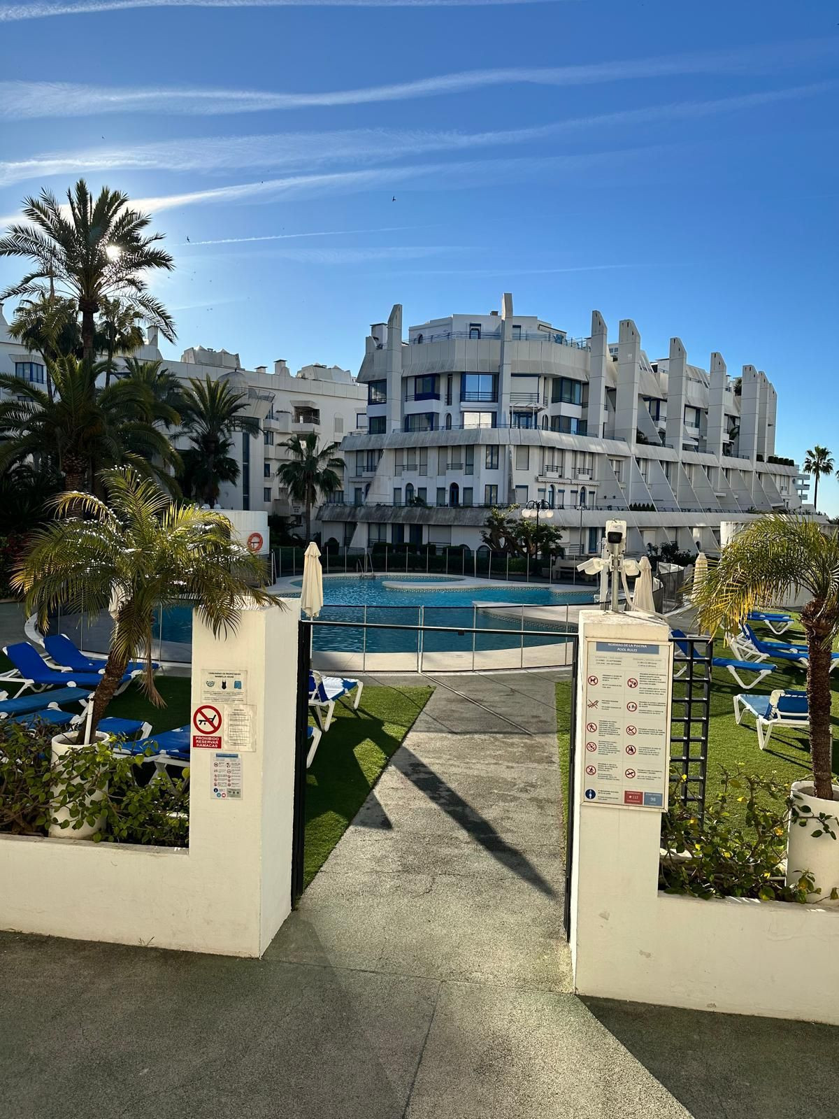 3 Bed Apartment for sale in Marbella Costa Del Sol, Málaga, Spain