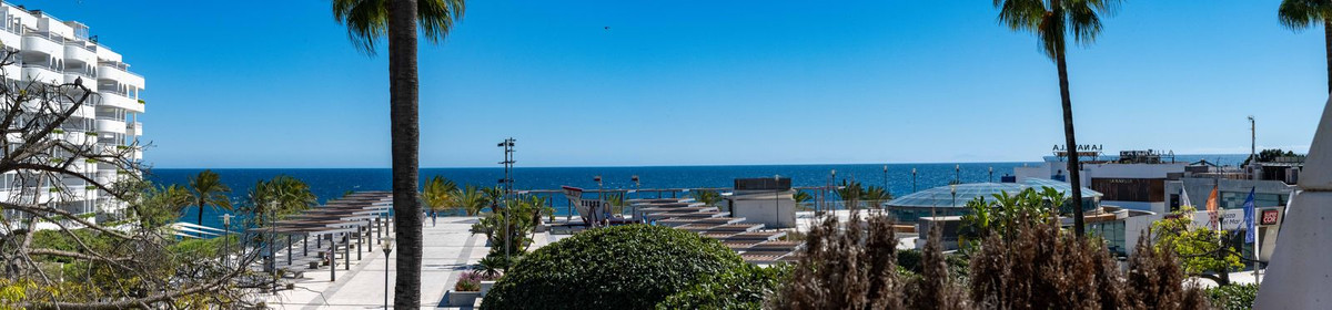 3 Bed Apartment for sale in Marbella Costa Del Sol, Málaga, Spain