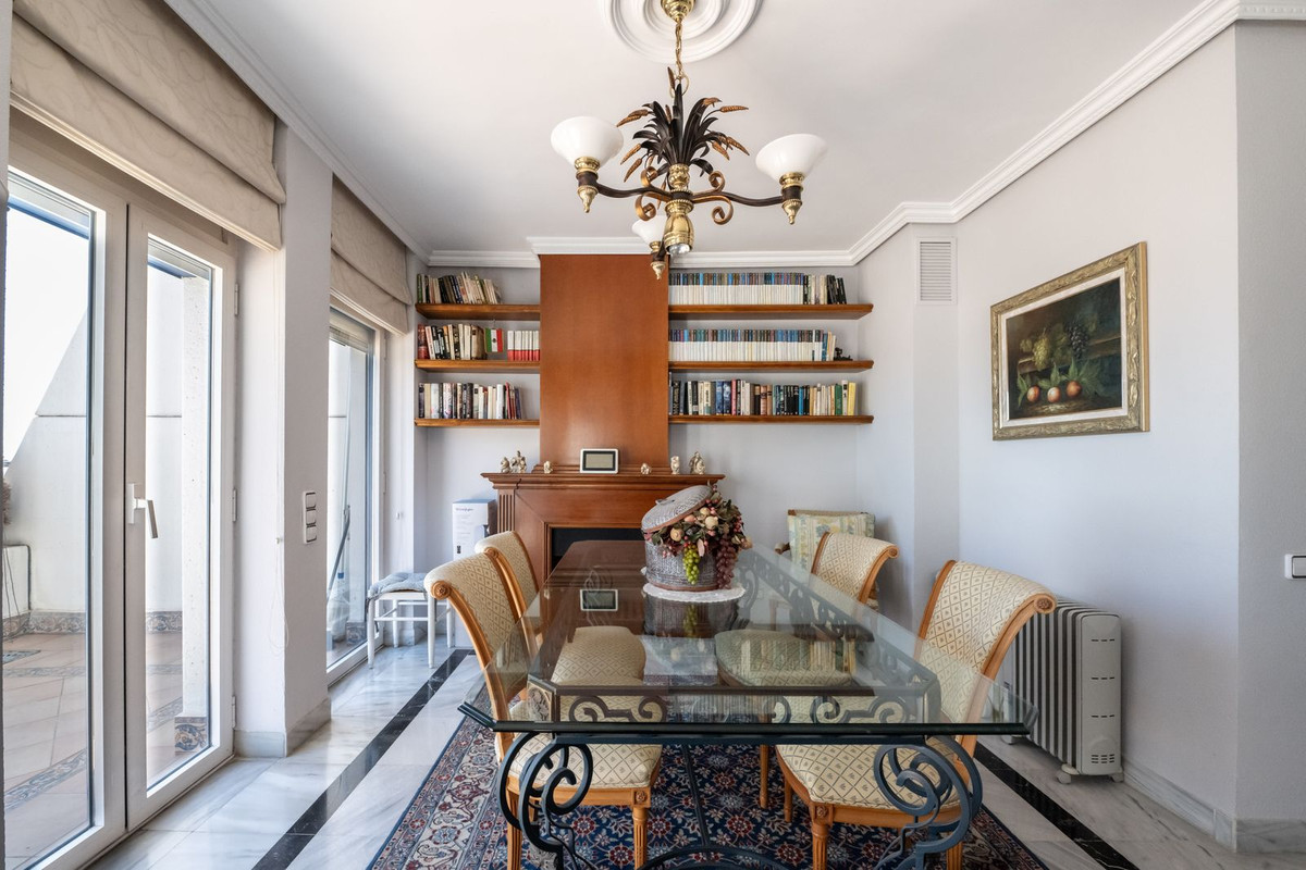 3 Bed Apartment for sale in Marbella Costa Del Sol, Málaga, Spain