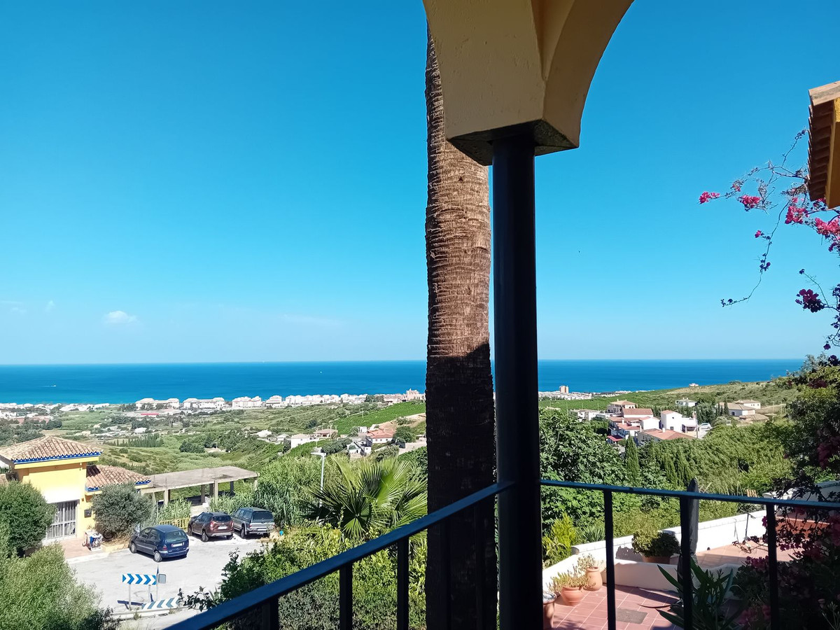 3 Bed Townhouse for sale in Manilva Costa Del Sol, Málaga, Spain