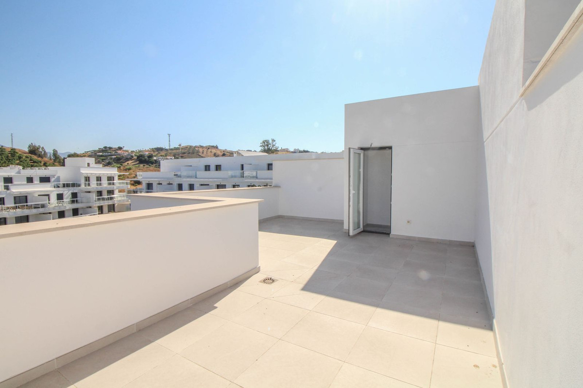 Se vende Apartamento en Planta Última de 3 dormitorios en Costa Del Sol, Málaga, España