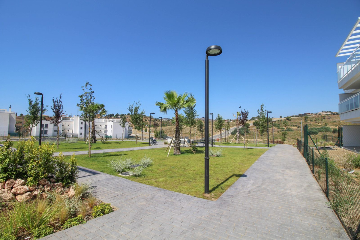 Se vende Apartamento en Planta Última de 3 dormitorios en Costa Del Sol, Málaga, España