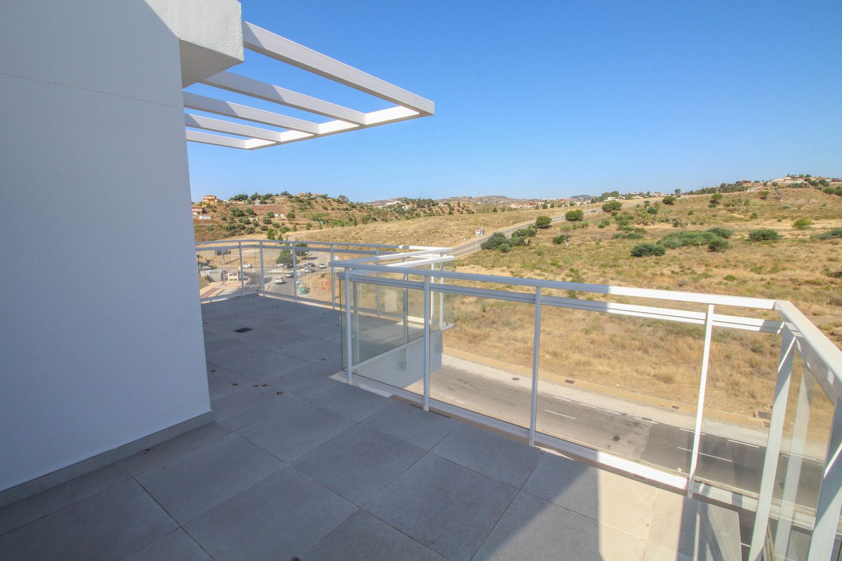 Se vende Apartamento en Planta Última de 3 dormitorios en Costa Del Sol, Málaga, España