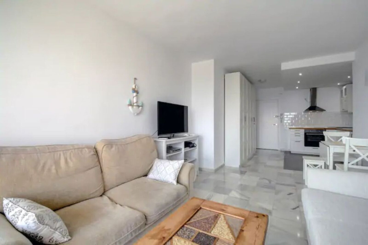 Se vende Apartamento Planta Media de 1 dormitorios en Costa Del Sol, Málaga, España