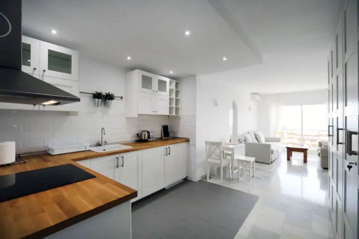 Se vende Apartamento Planta Media de 1 dormitorios en Costa Del Sol, Málaga, España